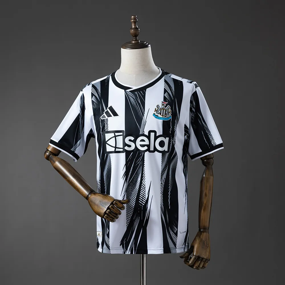 Newcastle United 26/27 Home Jersey — 1/2