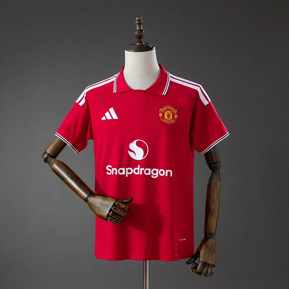 M-U 26/27 Home Jersey — 1/2