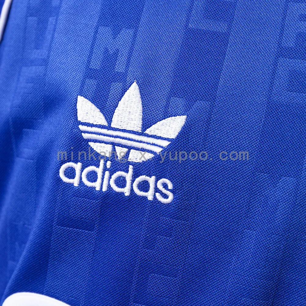 Retro 88/90 M-U third away — 2/2