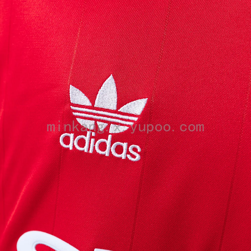 Retro 83/84 M-U home — 2/2