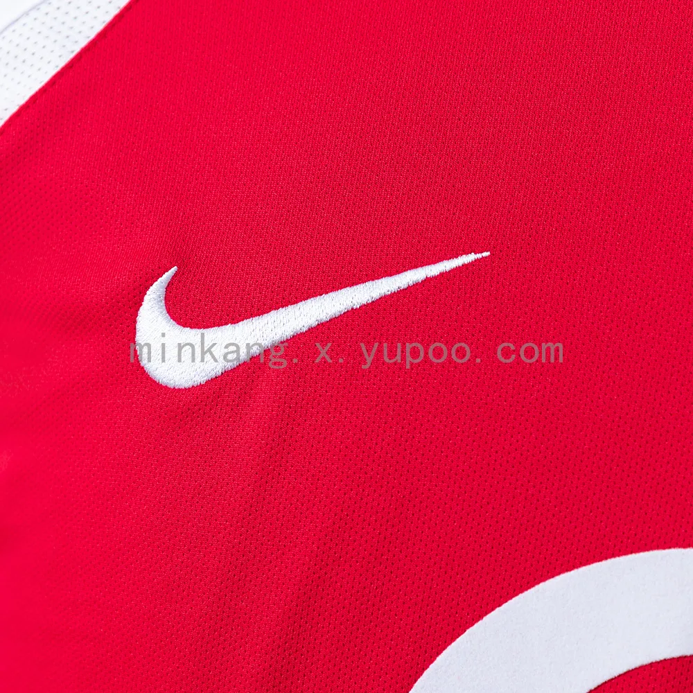 Retro 02/04 Arsenal home — 2/2