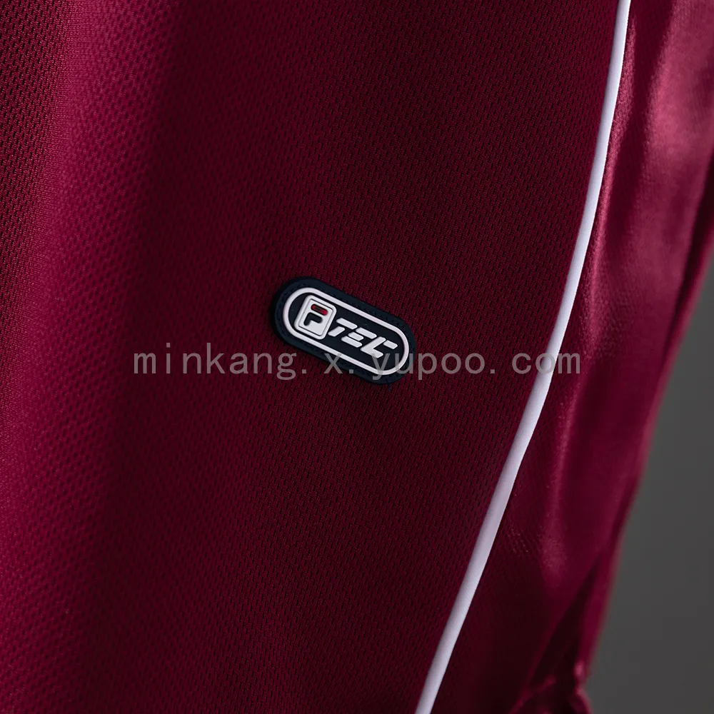 Retro 99/01 West Ham United home — 2/2