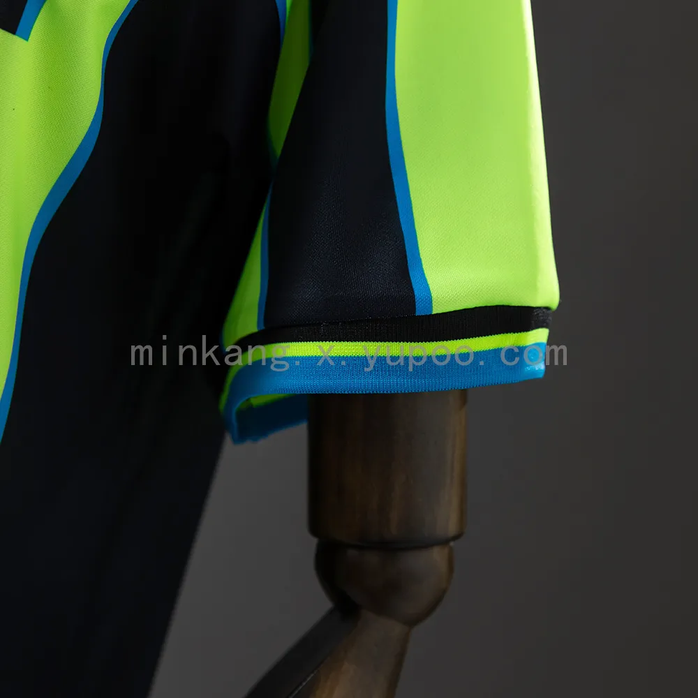 Retro Manchester City 98/99 away — 2/2