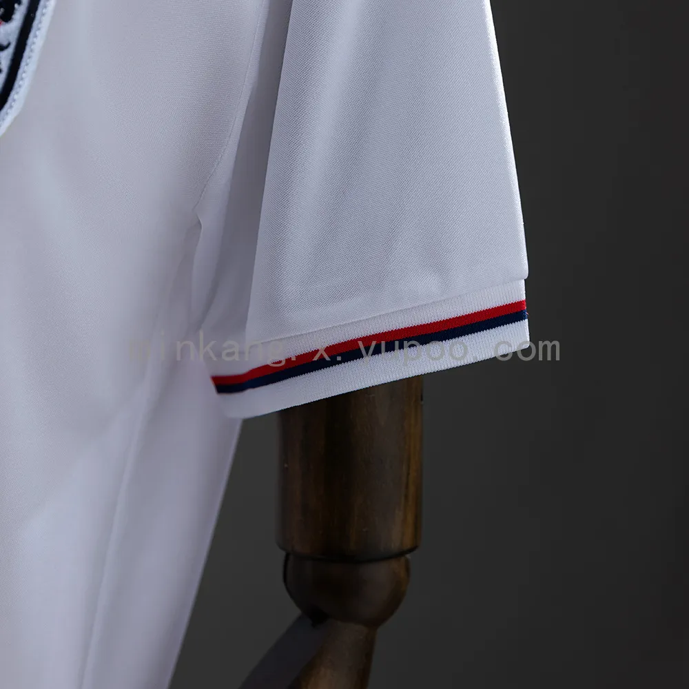 Retro 1982 England home