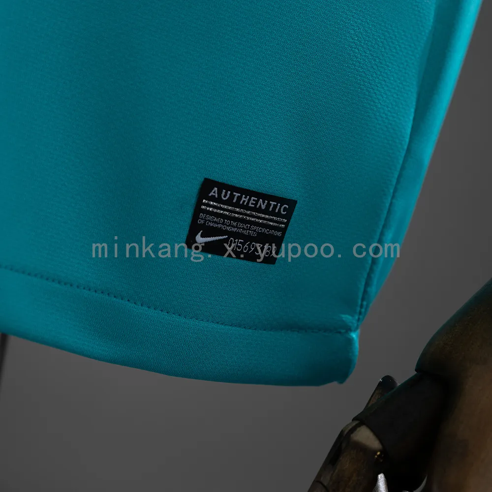 Retro 12/13 Santos away — 1/2