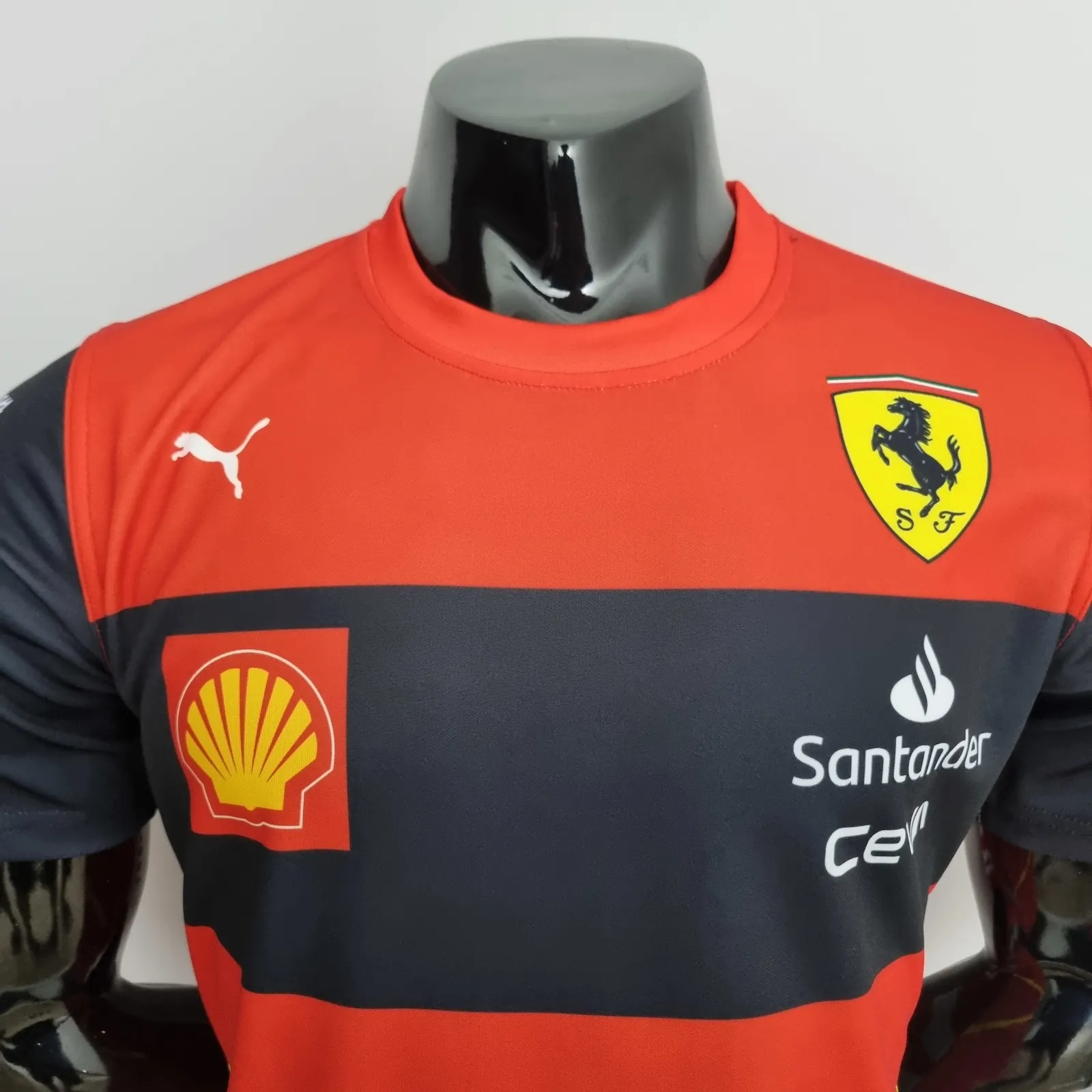 2022 F1 Formula One; Ferrari racing suit crew neck red 55 — 1/2