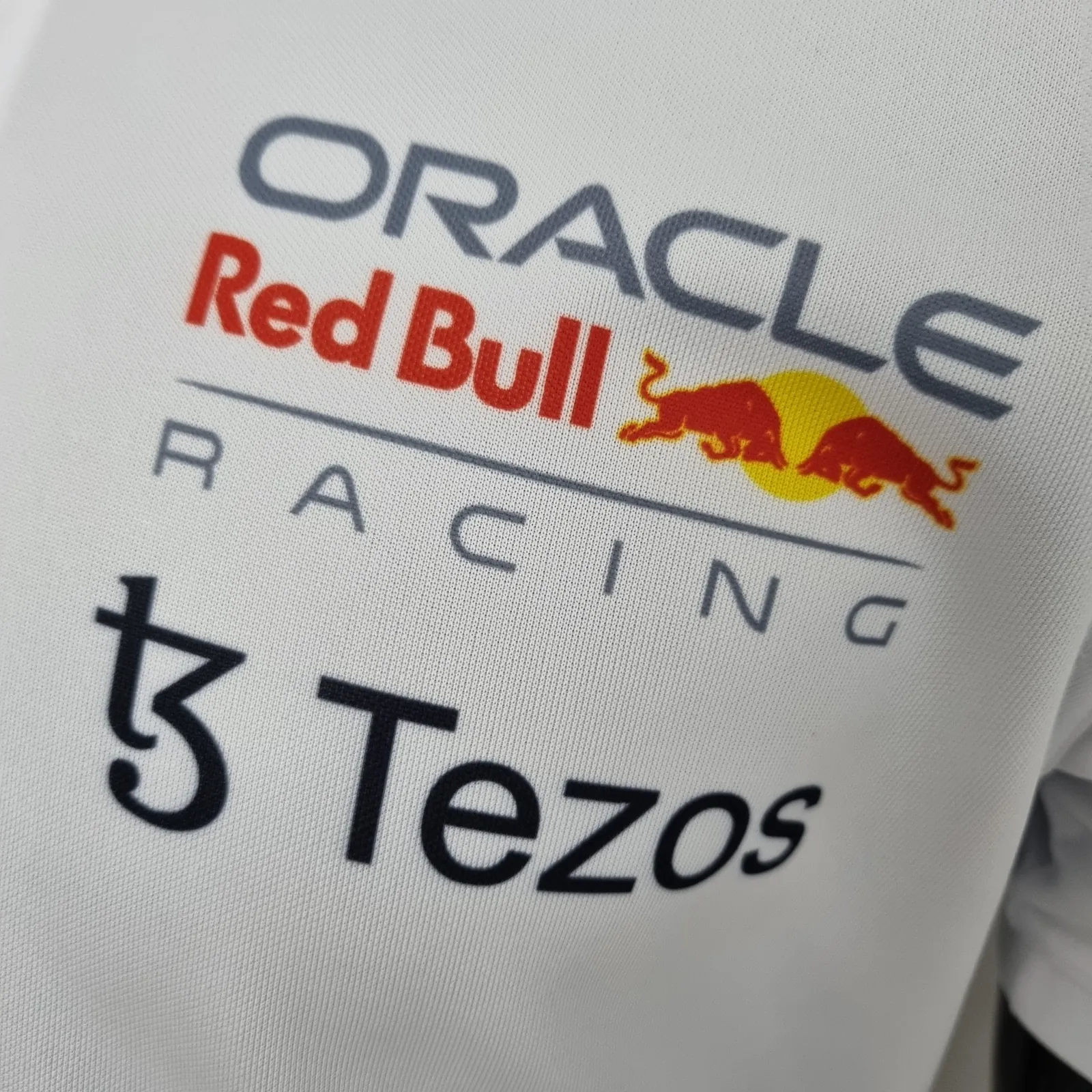 2022 F1 Formula One; Red Bull POLO White — 2/2
