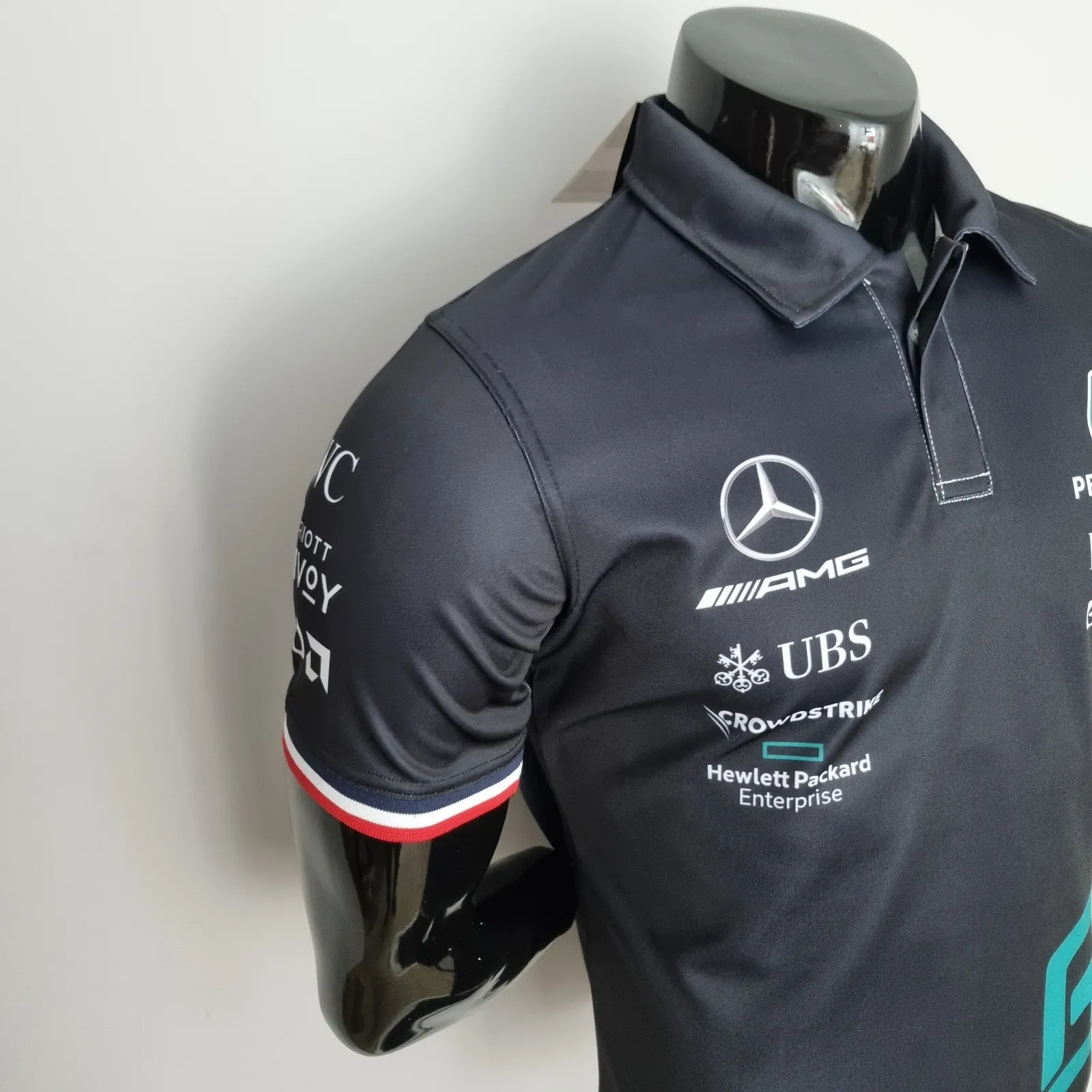 2022 F1 Formula One; Mercedes Benz #63 Polo Black — 2/2