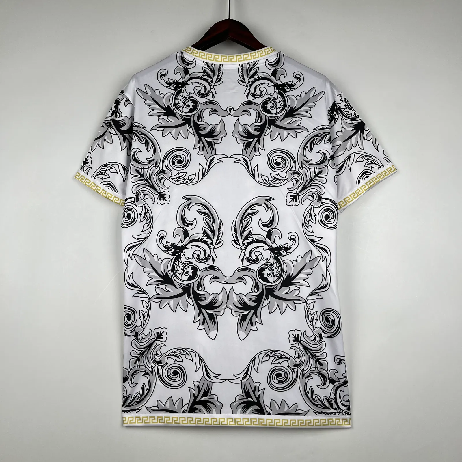 23/24 Italy Special Edition White — 2/2