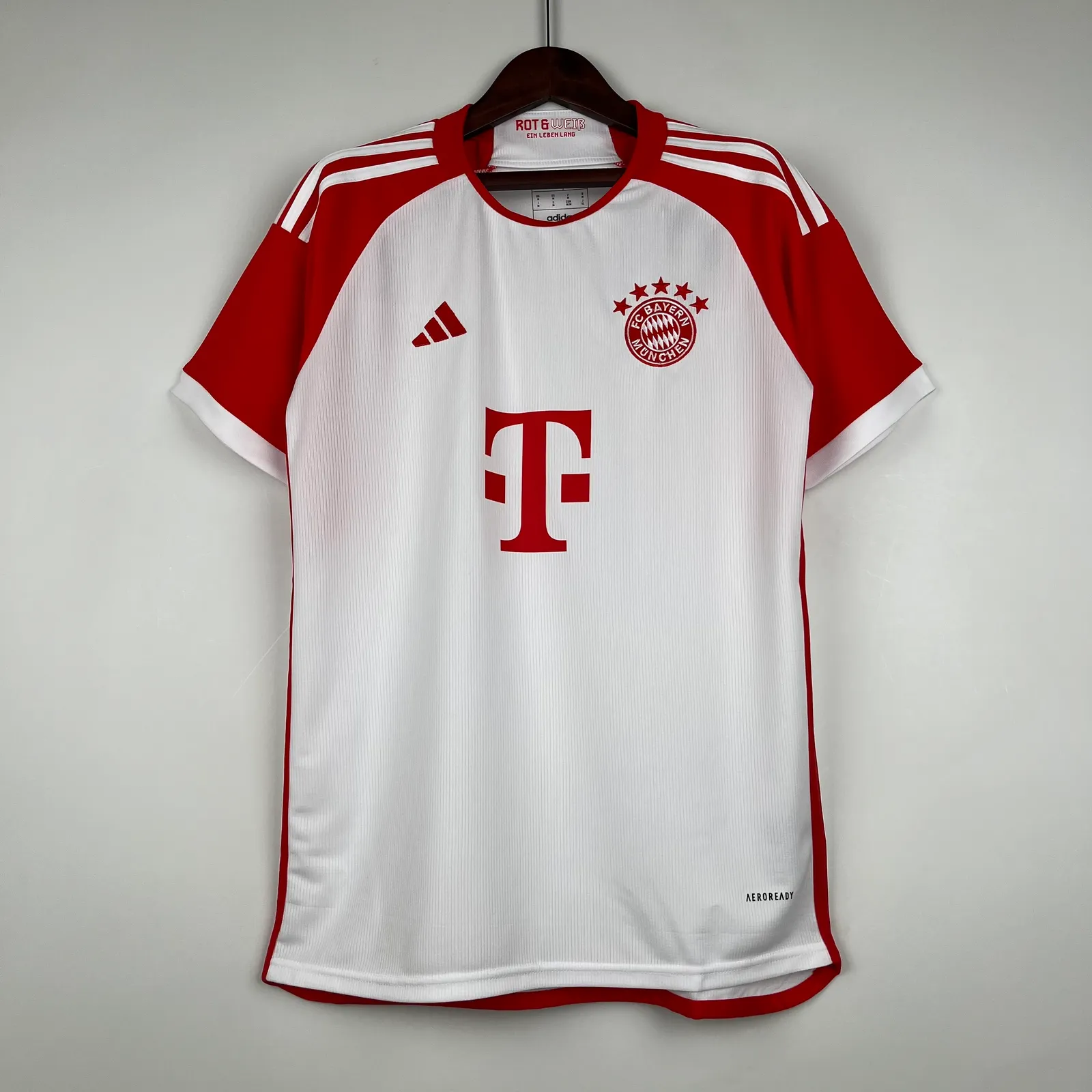 23/24 Bayern Munich Home — 2/2