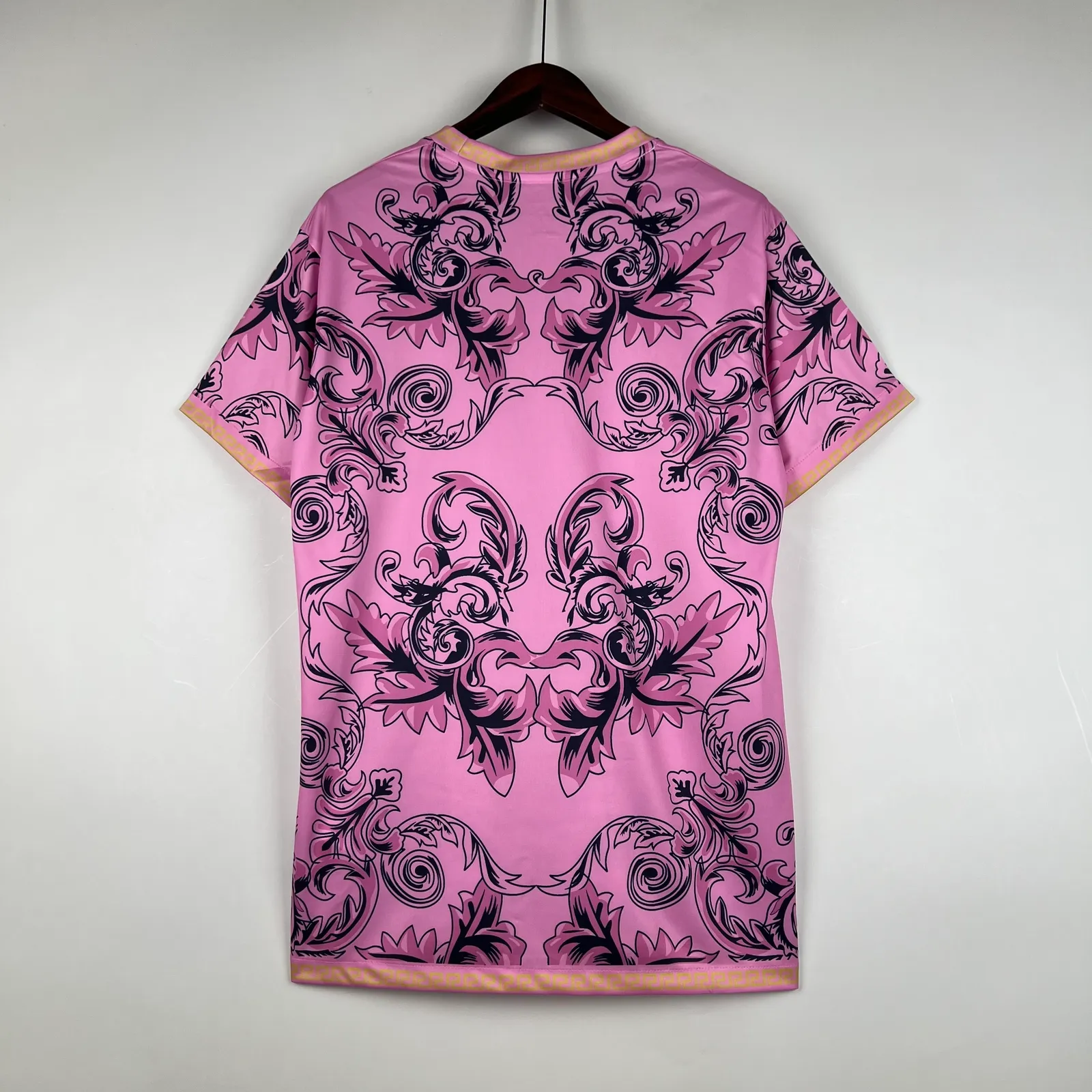 23/24 Italy Special Edition Pink — 2/2