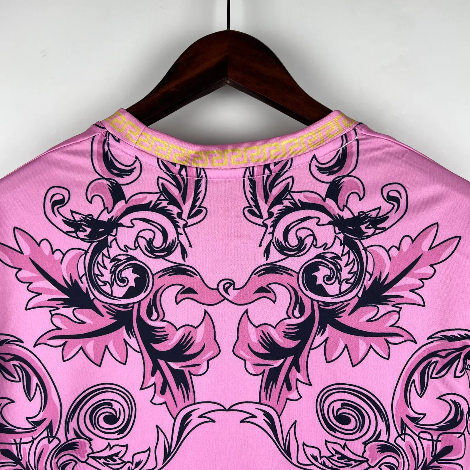 23/24 Italy Special Edition Pink