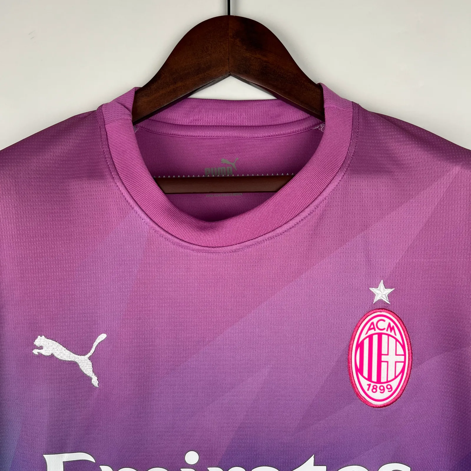 23/24 AC Milan third away — 2/2
