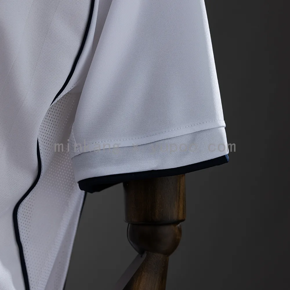 Retro long sleeve England 2002 Home — 2/2