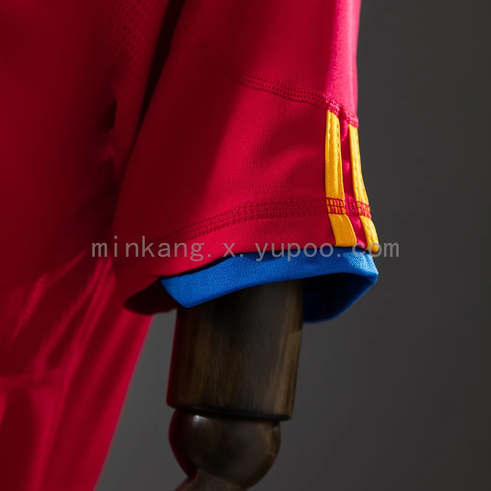Retro Spain 2010 Home — 2/2