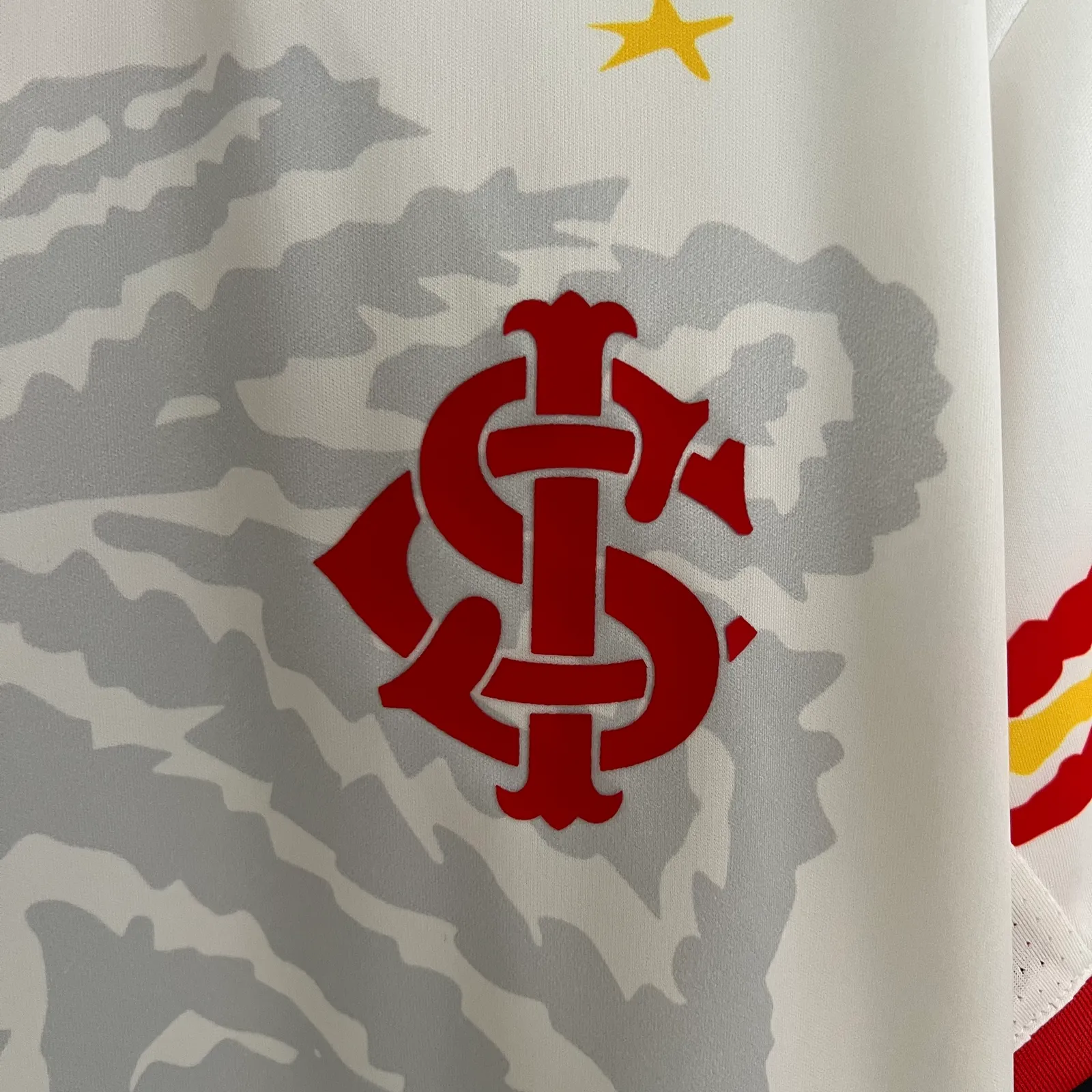 23/24 Internacional Special Edition — 2/2