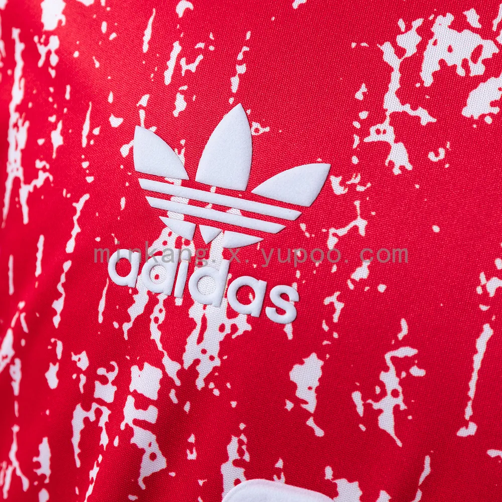 Retro Soviet Union 1990 Home — 2/2