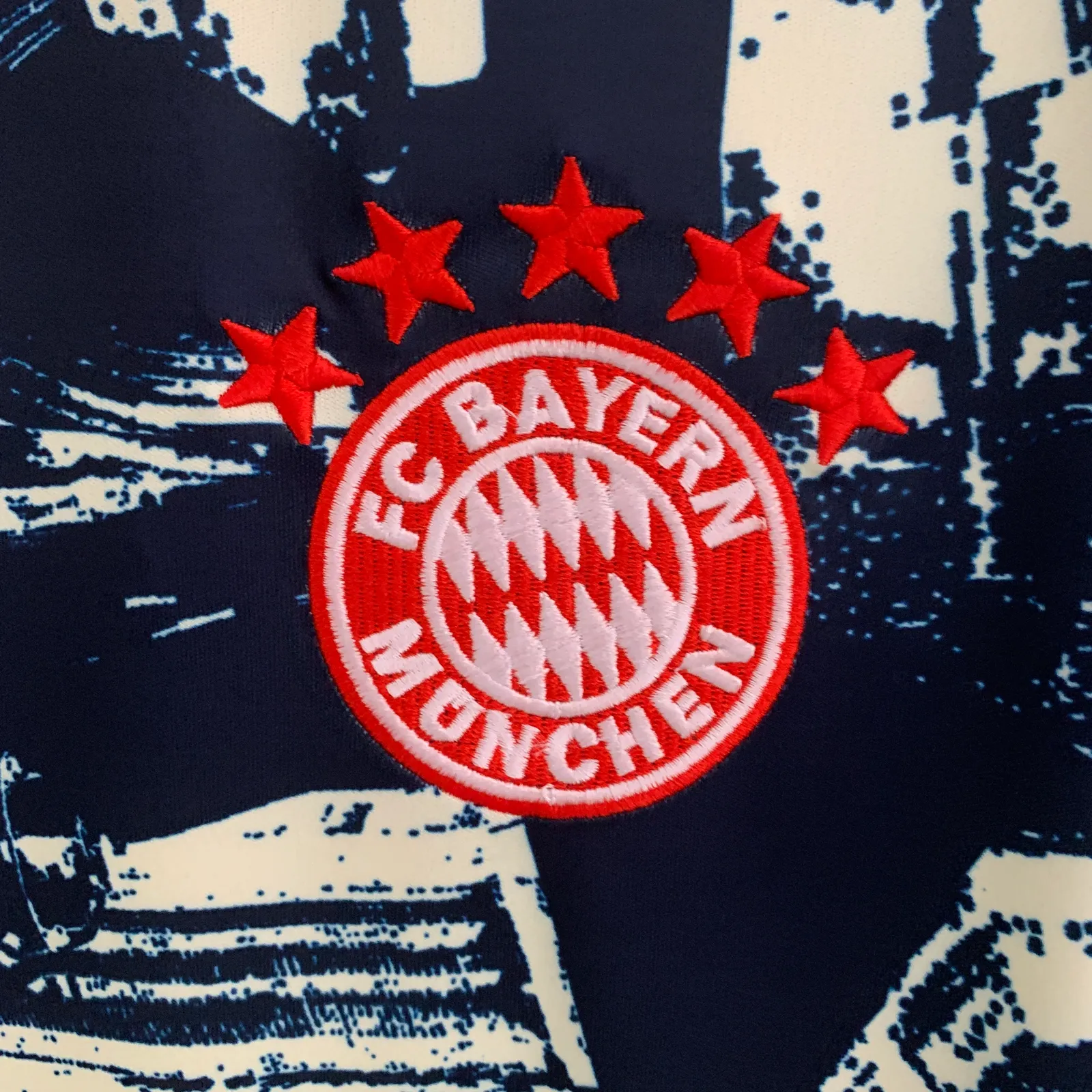 23/24 Bayern Munich Special Edition — 2/2