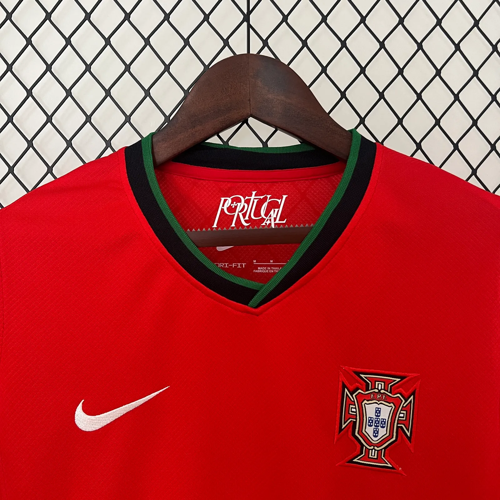 2024 Women Portugal Home — 2/2