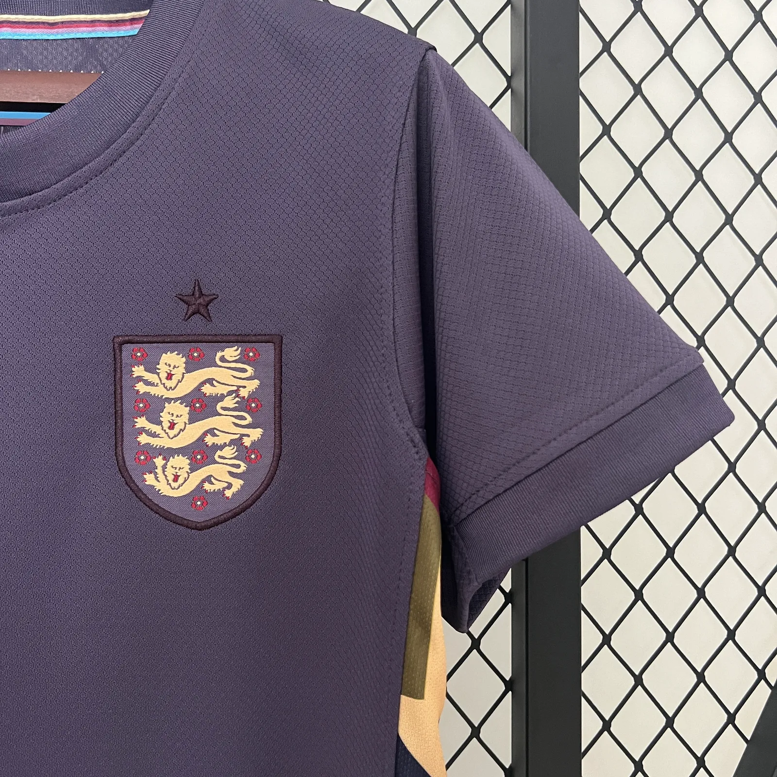 2024 Women England Away — 2/2