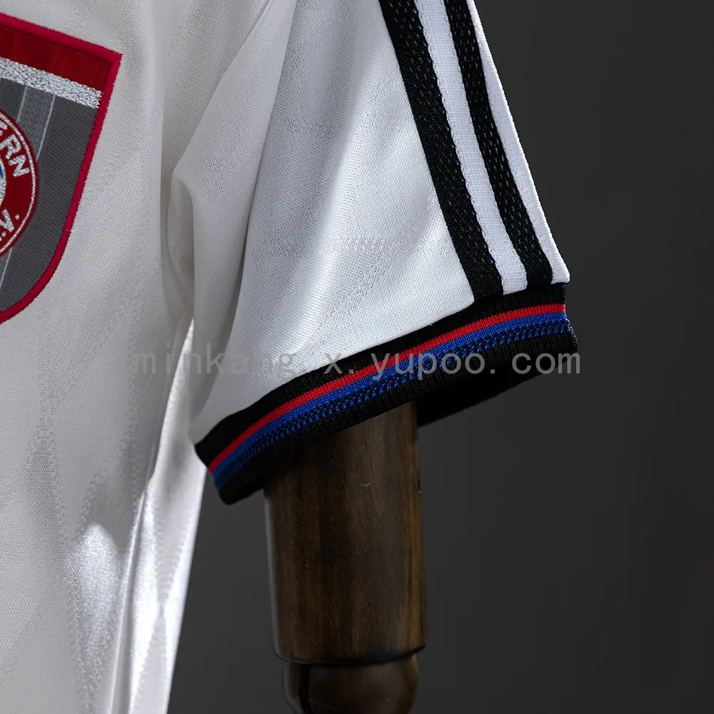 Retro Bayern Munich 96/98 Away