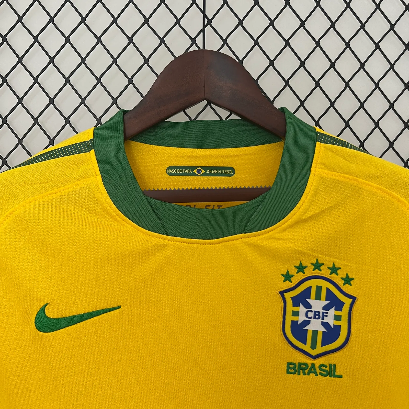 Retro Brazil 2010 Home — 2/2