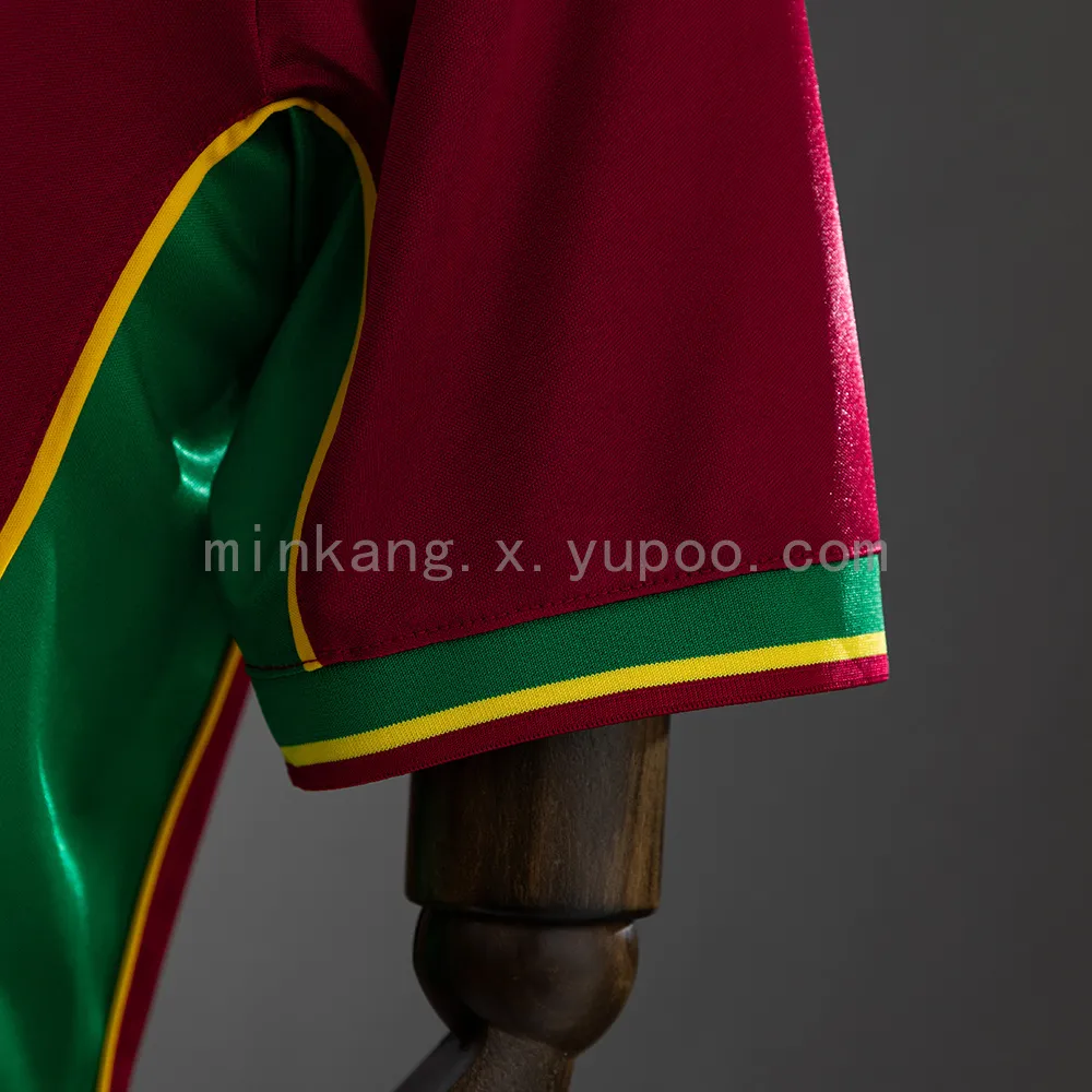 Retro Portugal 97/98 Home — 2/2