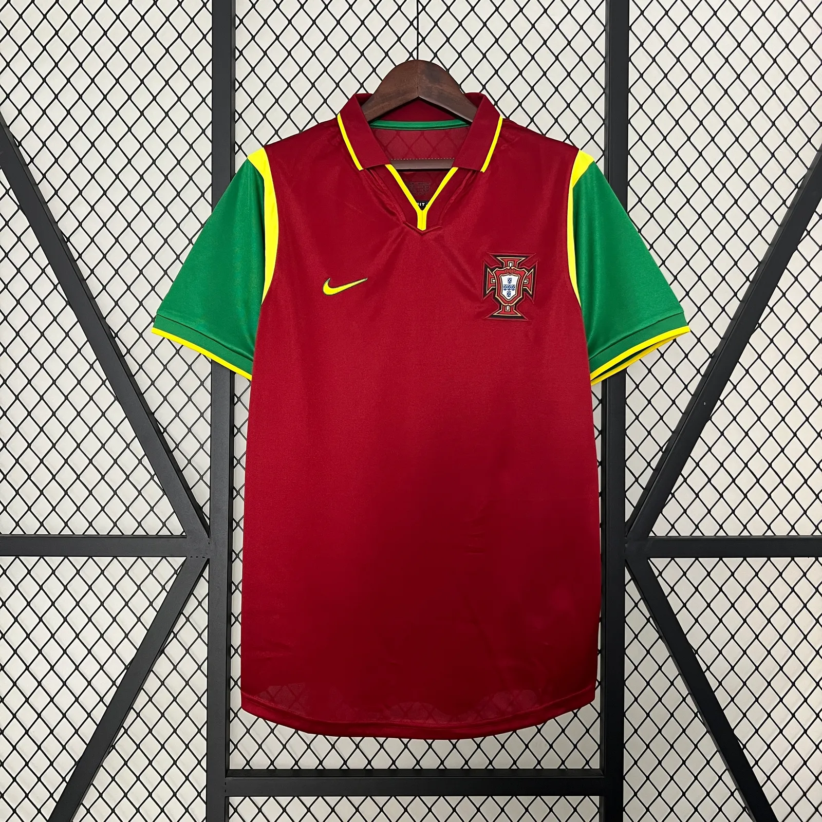 Retro Portugal 1998 Home — 2/2
