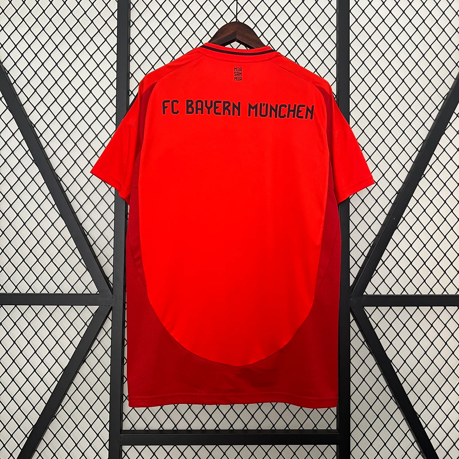 24/25 Bayern Munich Home — 2/2