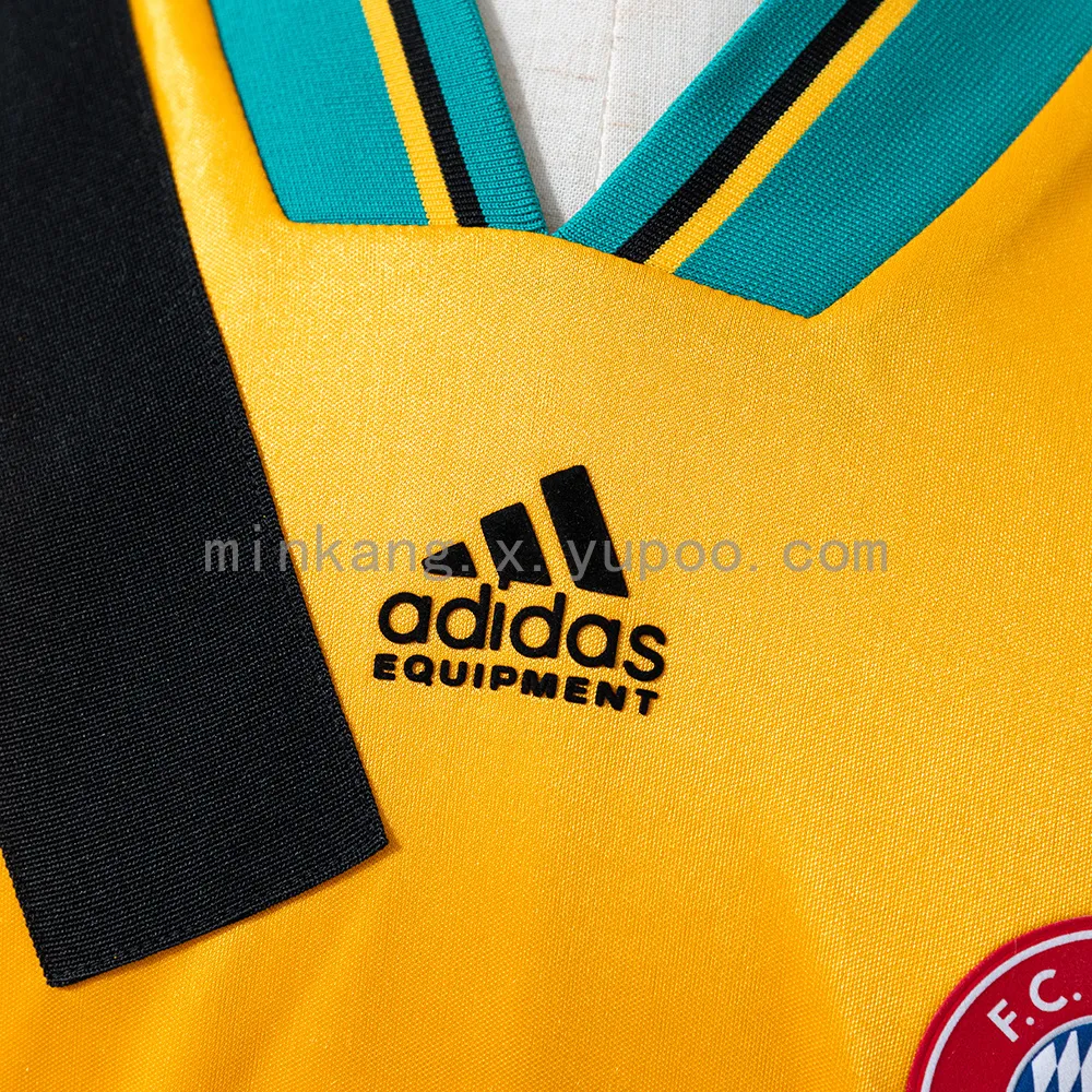 Retro Bayern Munich 93/95 Away — 2/2