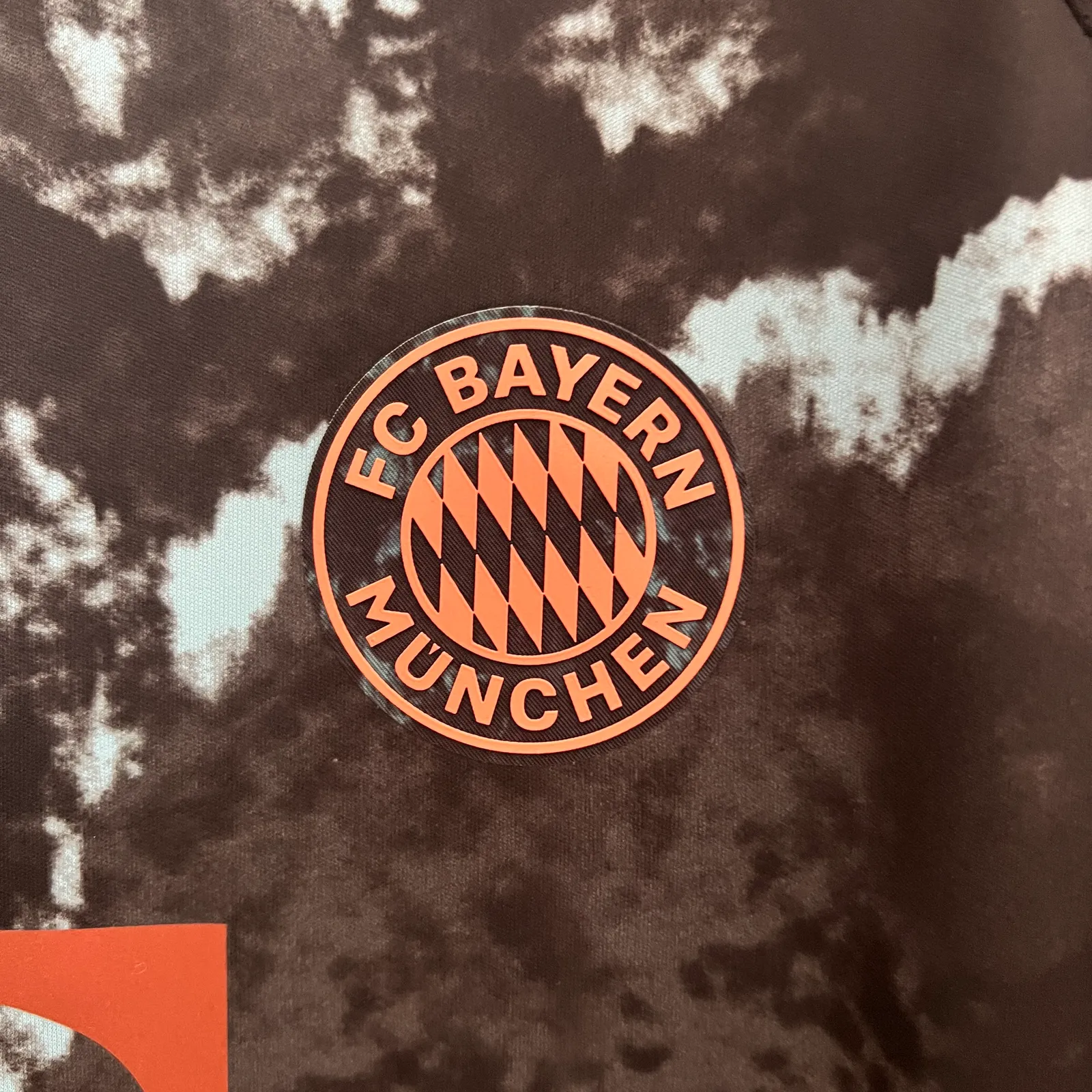 24/25 Bayern Munich Away — 2/2