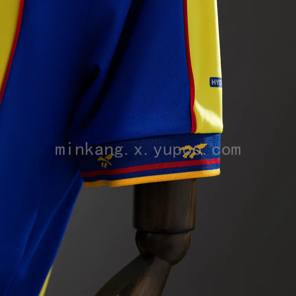 Retro Colombia 01/02 Home — 1/2