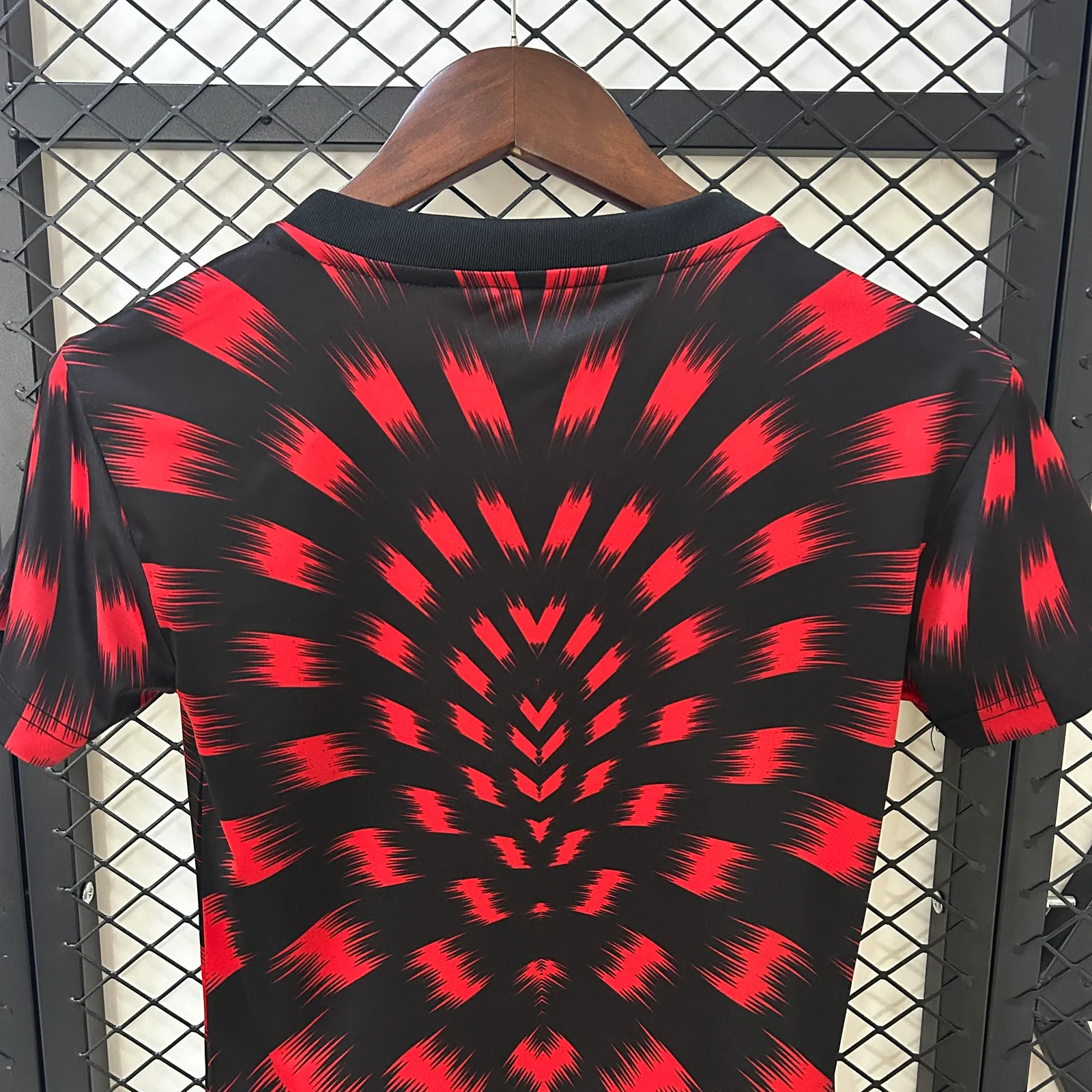 25/26 Women Flamengo Pre-match Suit — 2/2