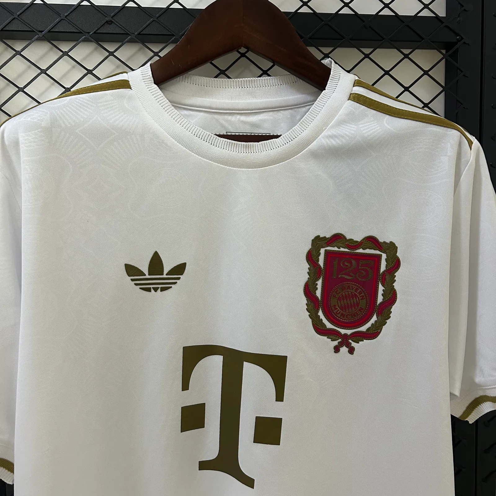 25/26 Bayern Munich 125th Anniversary Jersey — 2/2