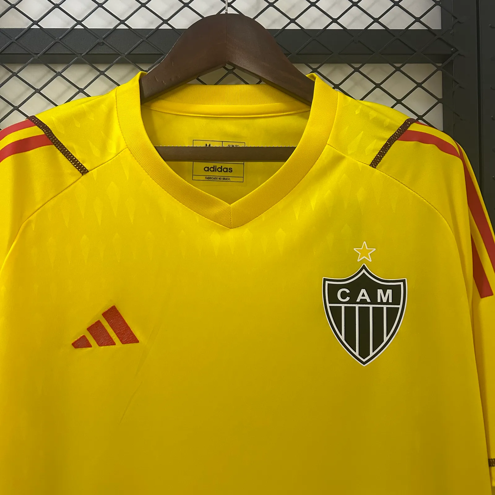 24/25 Atlético Mineiro Limited Edition Goalkeeper Yellow Jersey — 1/2