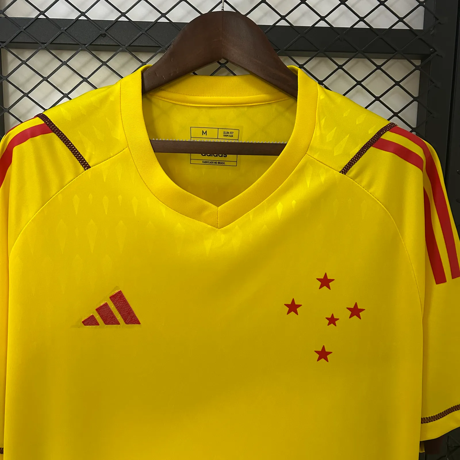 24/25 Cruzeiro Limited Edition Goalkeeper Yellow Jersey — 1/2
