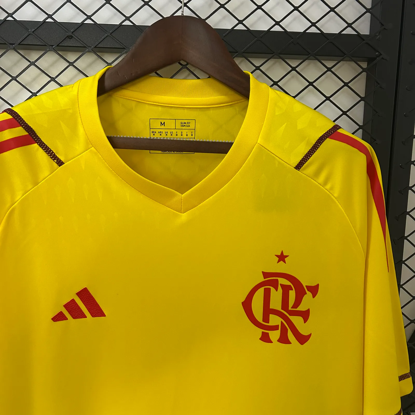 24/25 Flamengo Limited Edition Goalkeeper Yellow Jersey — 2/2