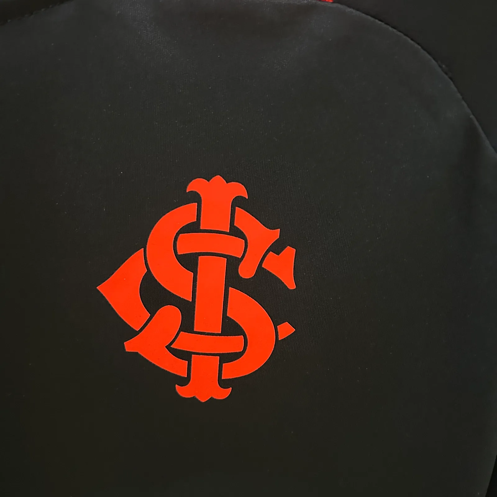 25/26 International Training Suit Black — 1/2