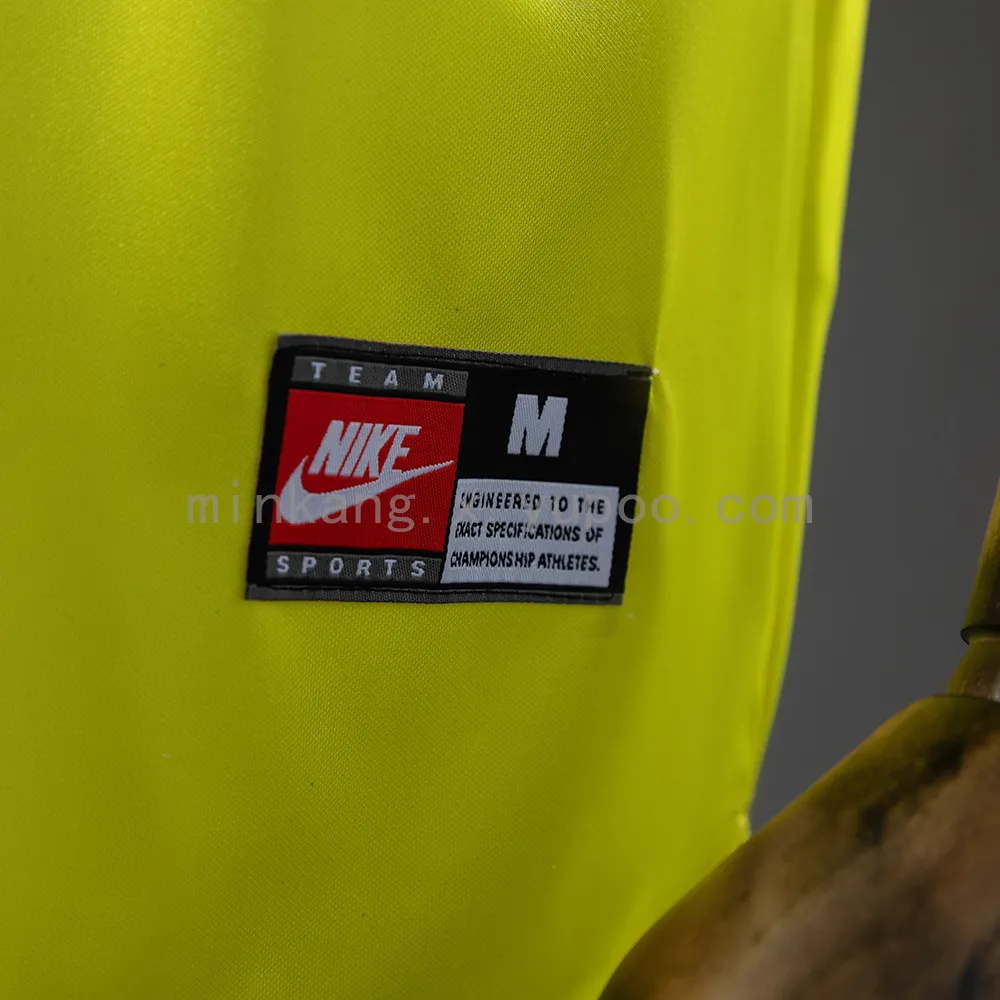 Retro Dortmund 96/97 Home — 2/2