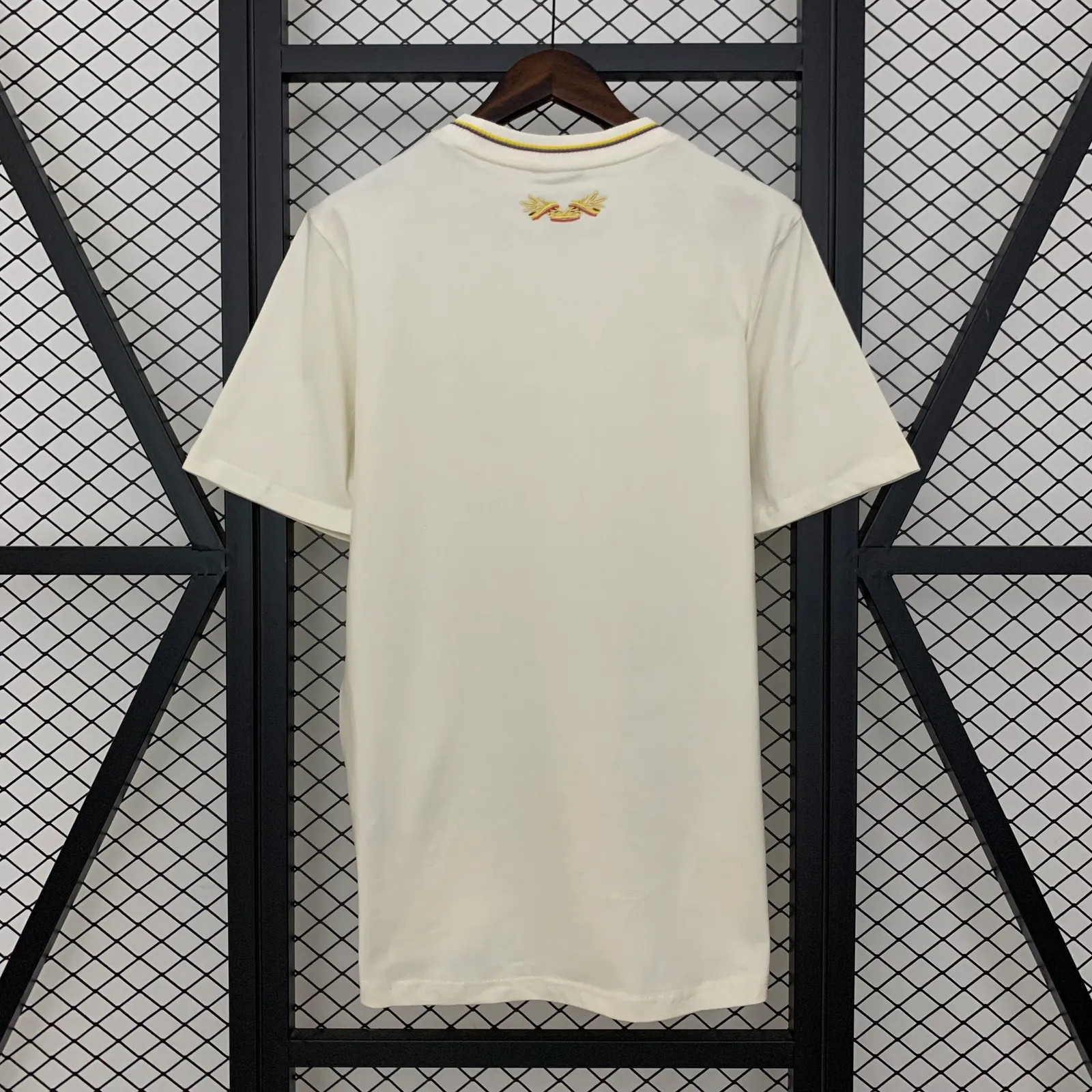 Colombia Cotton T-shirt — 2/2