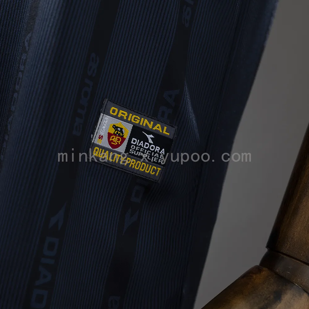 Retro Roma 99/00 Away — 1/2