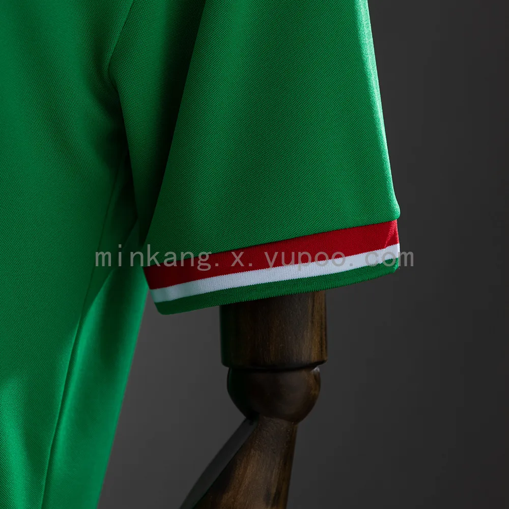 Retro 1970 Mexico home