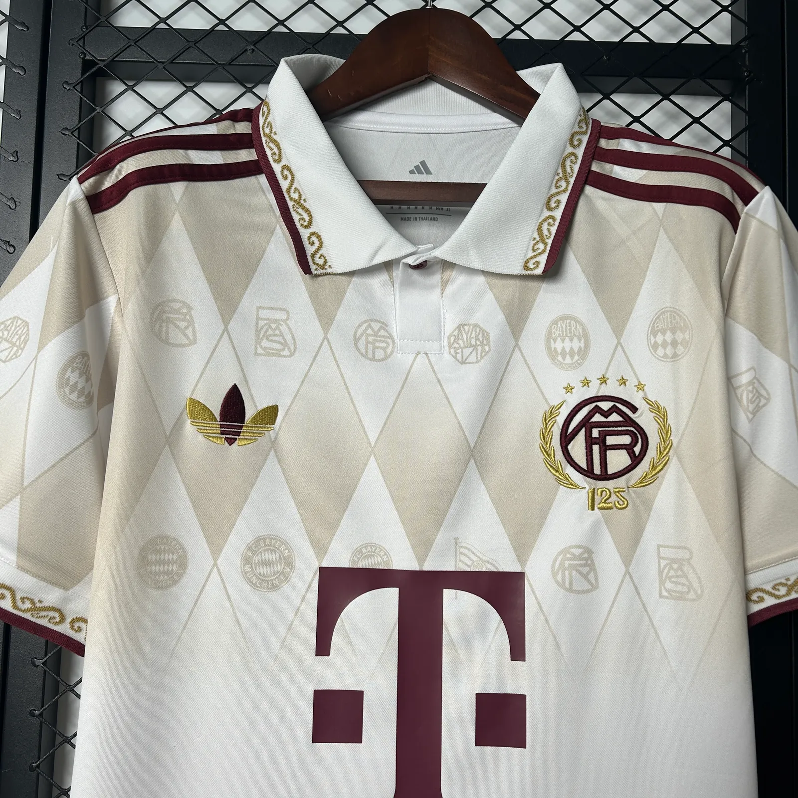 25/26 Bayern Munich Special Edition — 1/2
