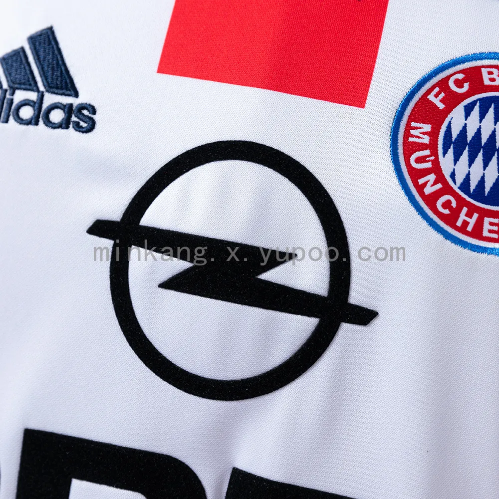 Retro 00/02 Bayern Munich away — 2/2