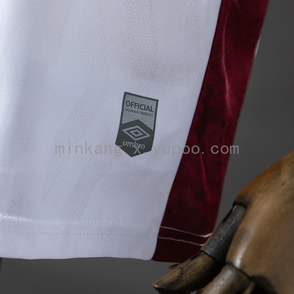 25/26 Fluminense away