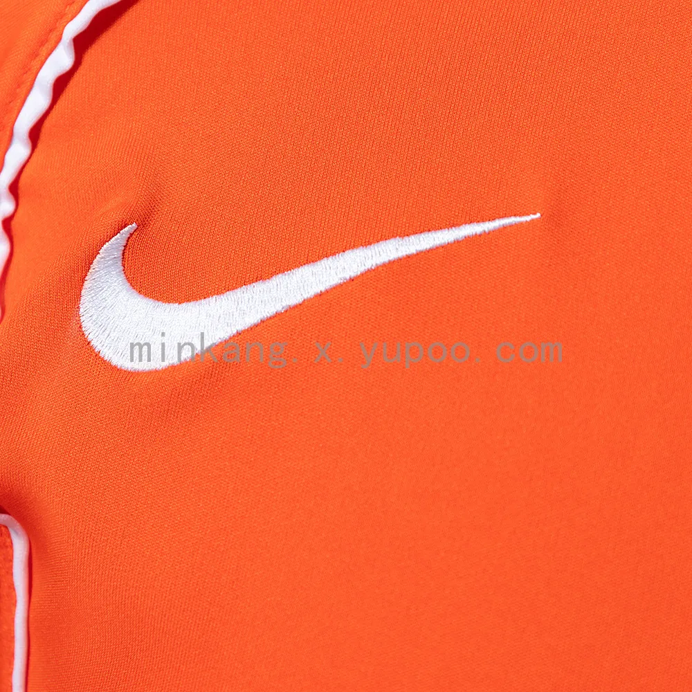 Retro Netherlands 2004 Home — 2/2