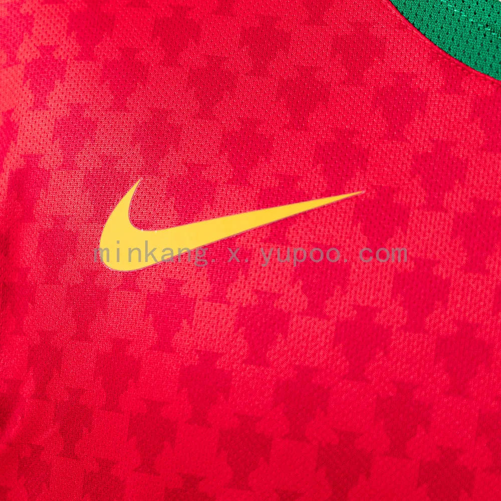 Retro Portugal 2004 home — 2/2