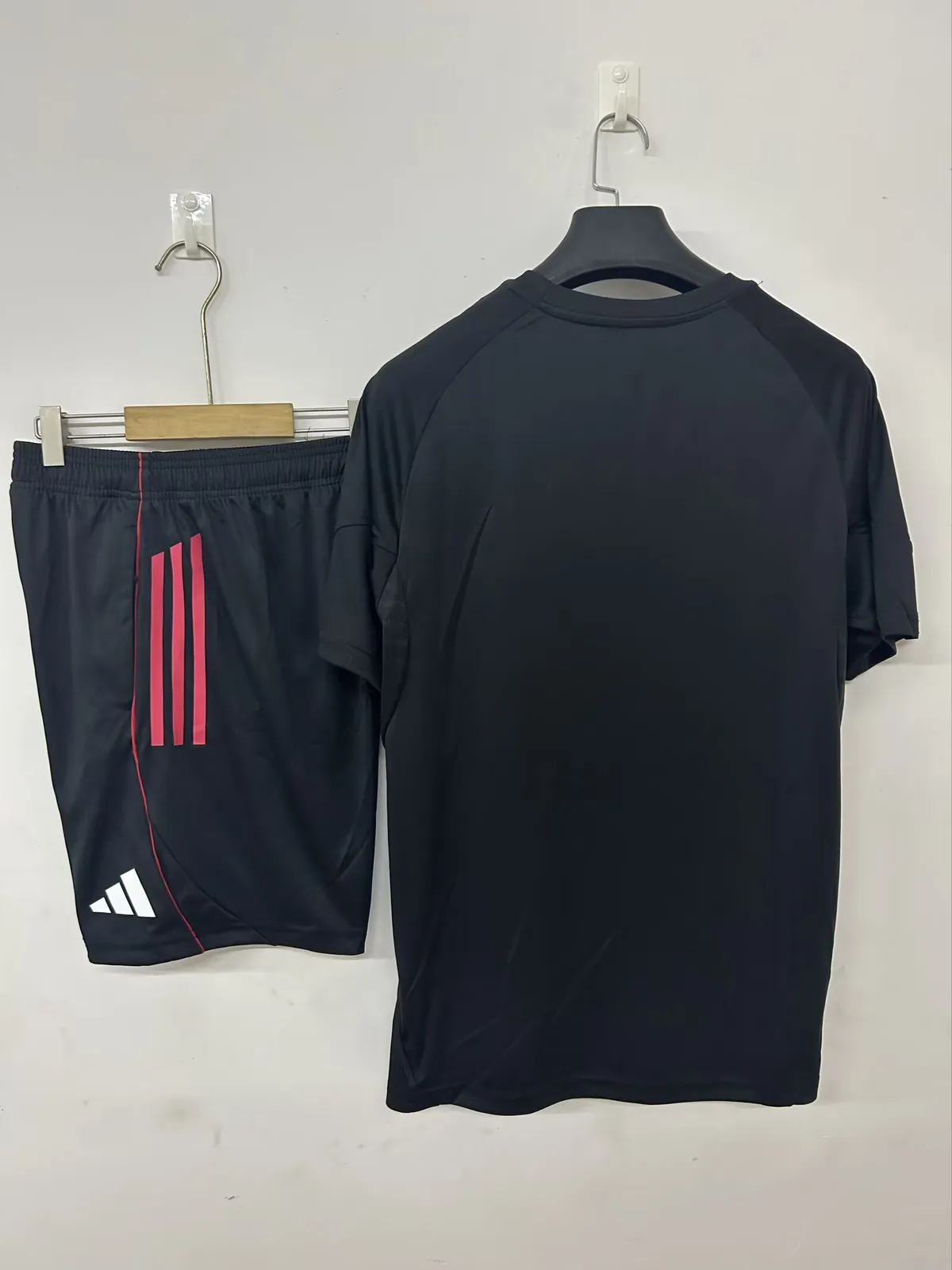 25/26 Ajax training jersey black — 2/2