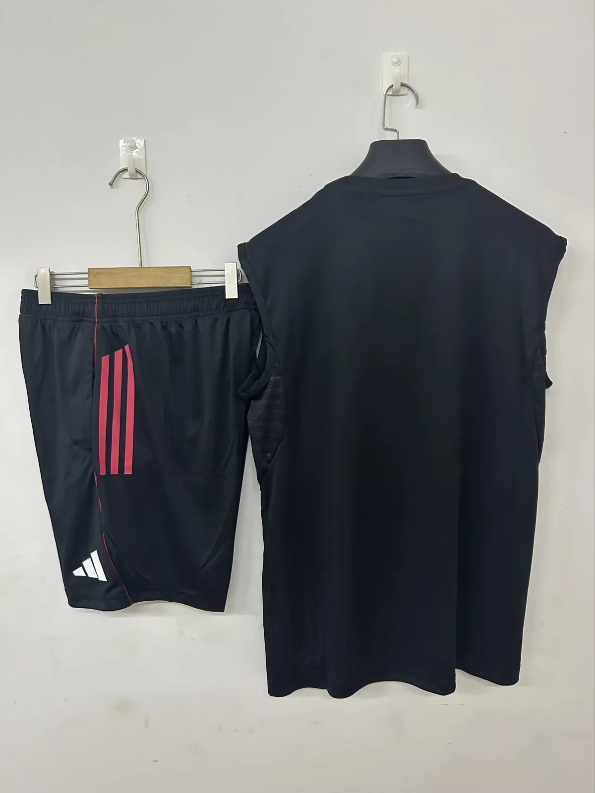 25/26 Ajax training jersey black — 2/2