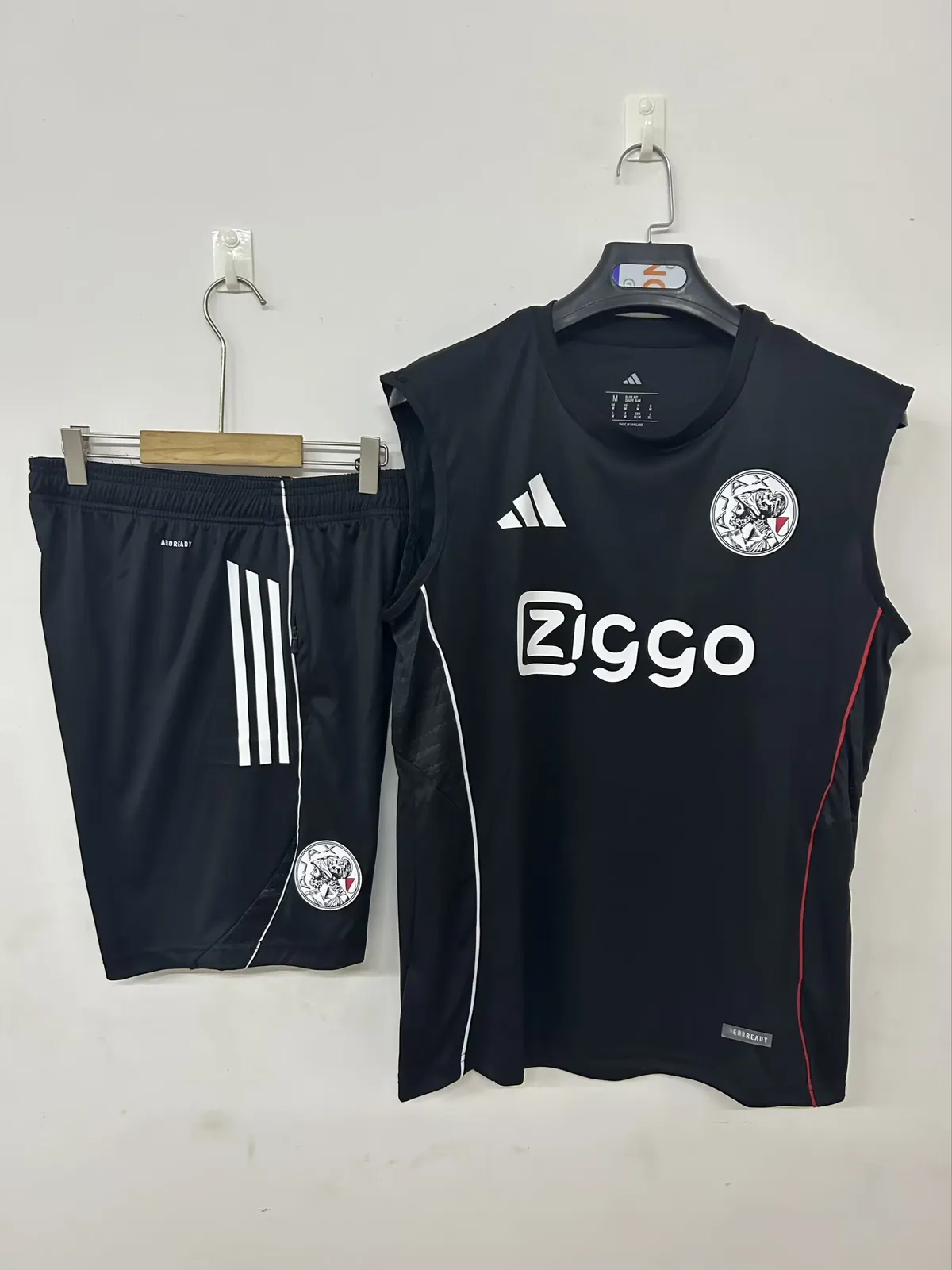 25/26 Ajax training jersey black